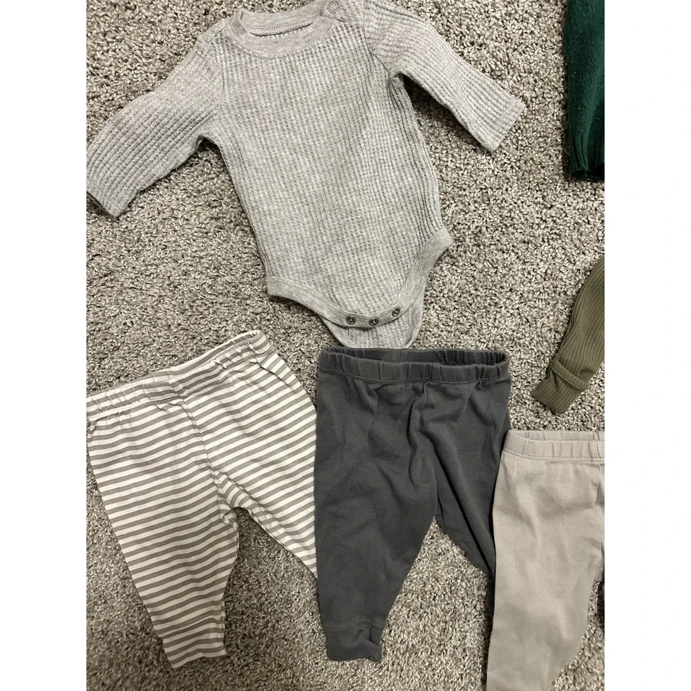 Lot Of Unisex NB/0-3 Month‎ Baby Clothing